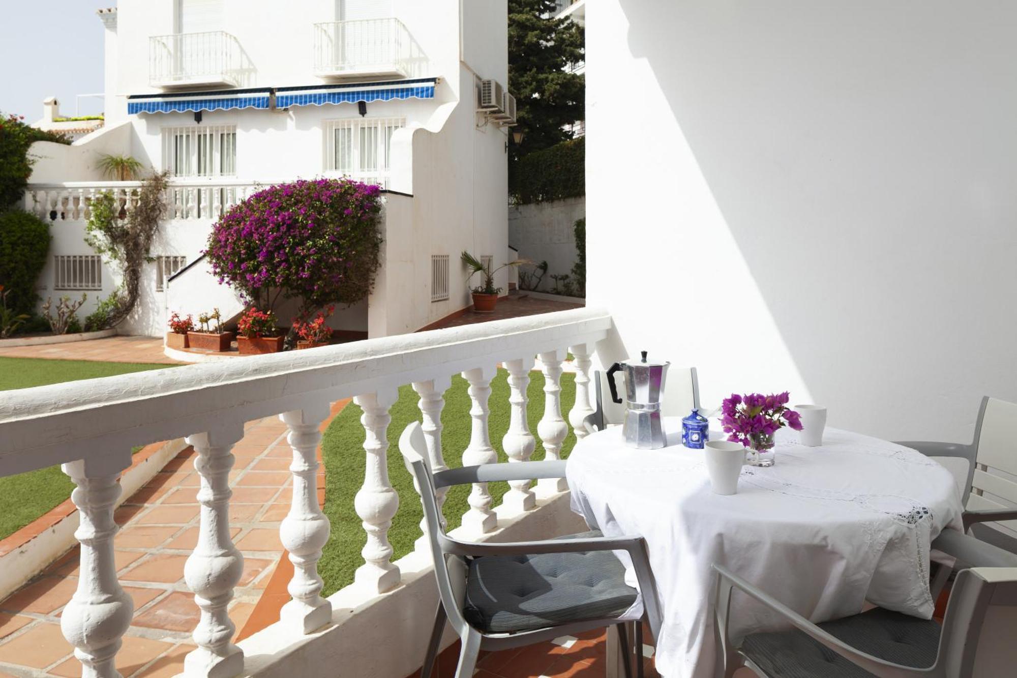 Bright Spacious 1 Bed Apartment Nerja Dış mekan fotoğraf