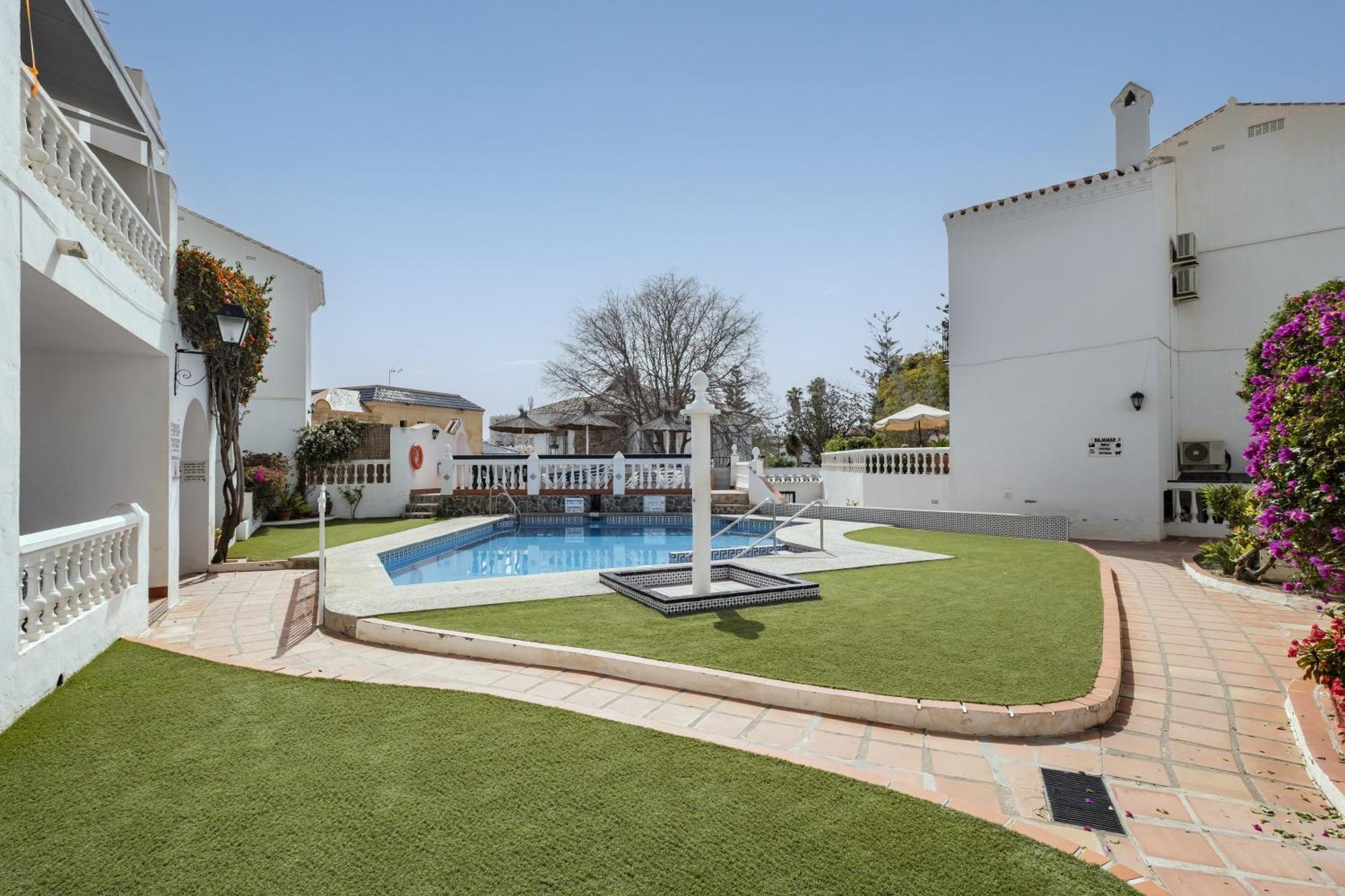 Bright Spacious 1 Bed Apartment Nerja Dış mekan fotoğraf