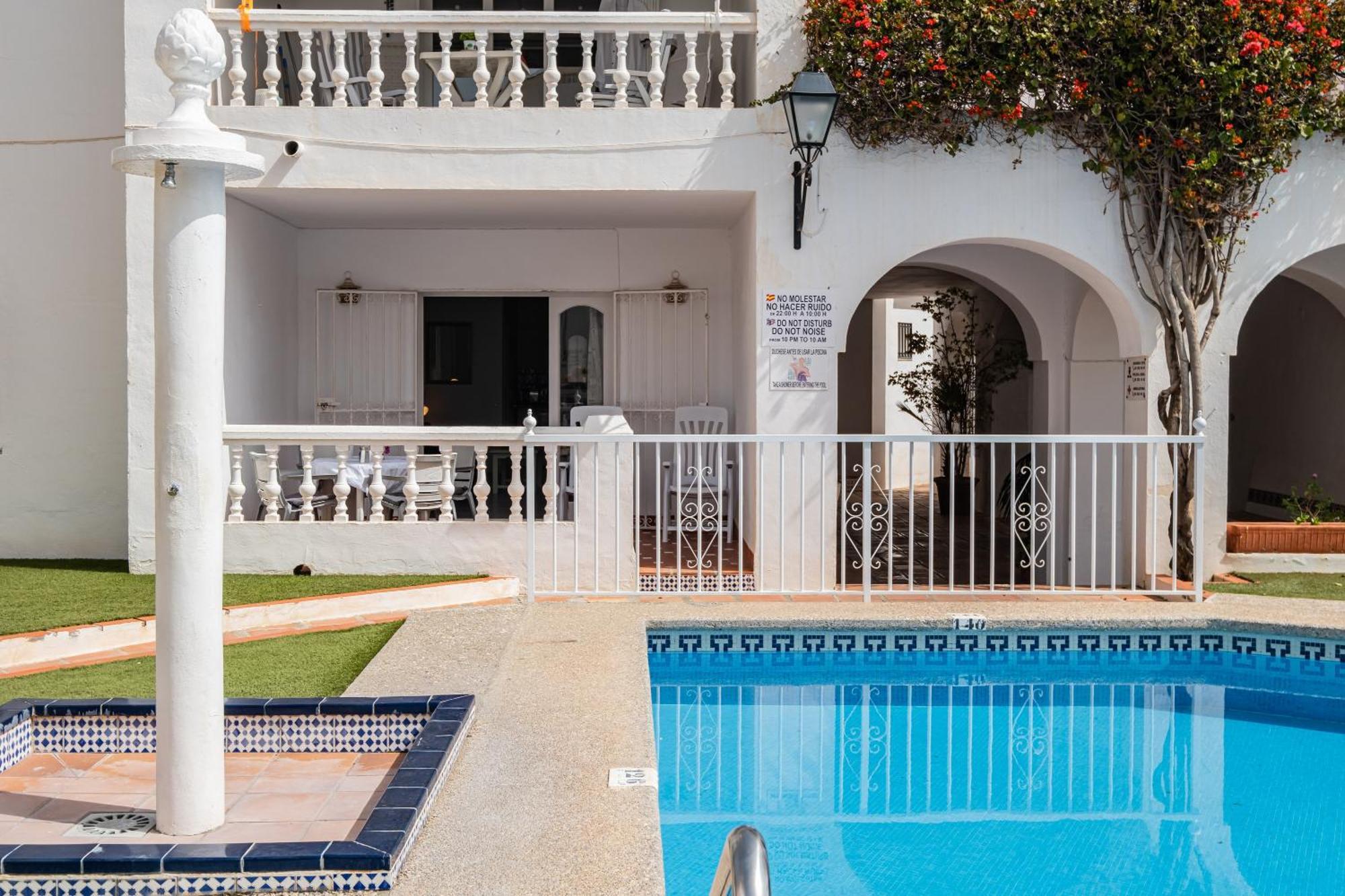 Bright Spacious 1 Bed Apartment Nerja Dış mekan fotoğraf