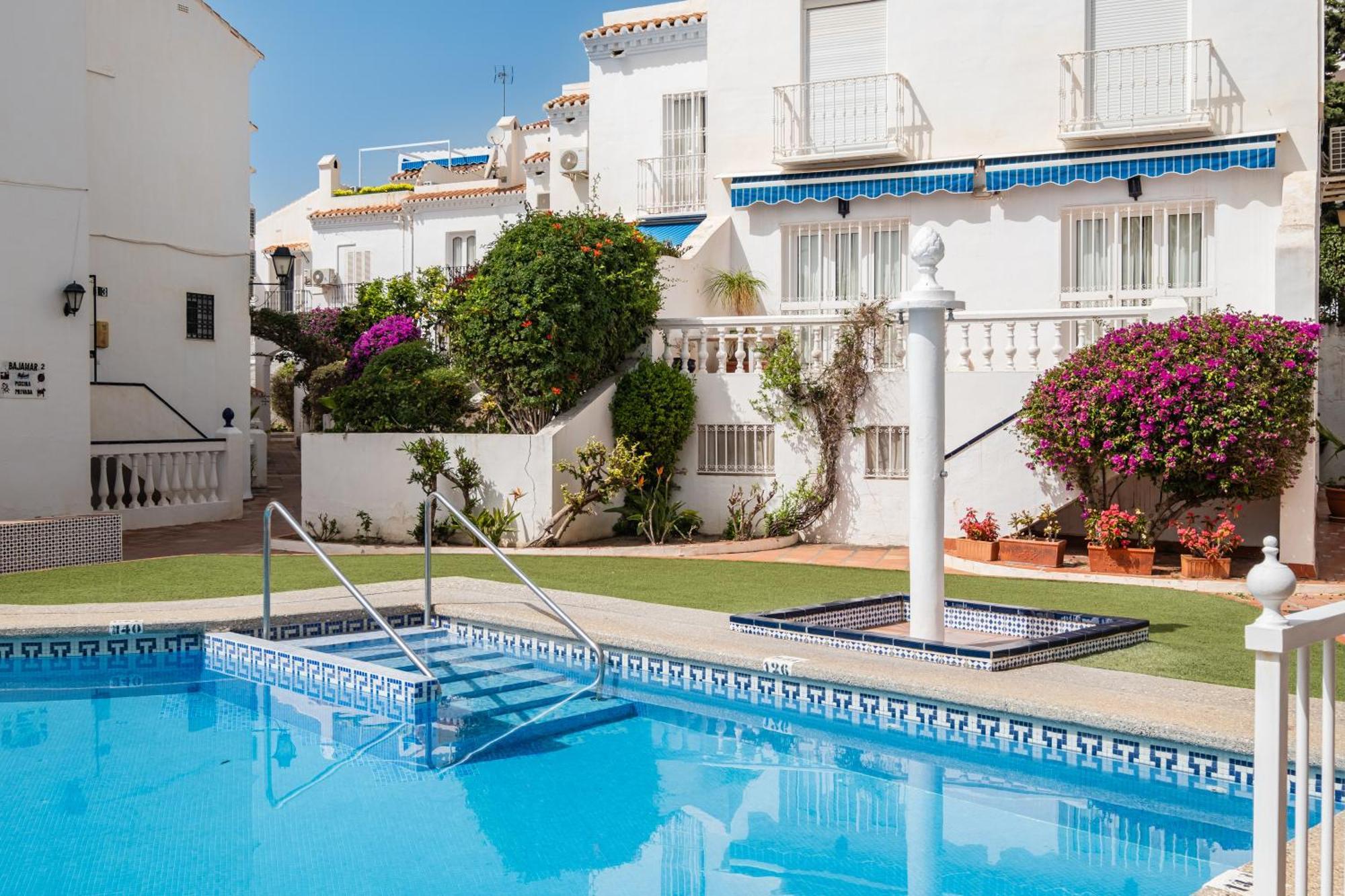 Bright Spacious 1 Bed Apartment Nerja Dış mekan fotoğraf