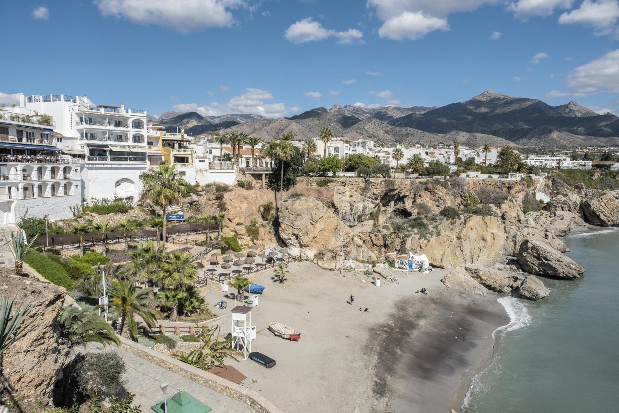 Bright Spacious 1 Bed Apartment Nerja Dış mekan fotoğraf